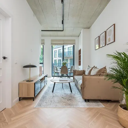 Apartman #stayhere - Elegant & Light 1bdr Old Town *