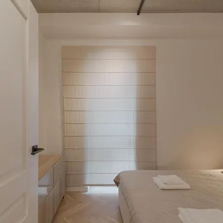 Apartamento #stayhere - Elegant & Light 1bdr Old Town