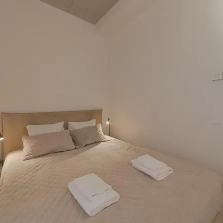 Apartamento #stayhere - Elegant & Light 1bdr Old Town Vilna