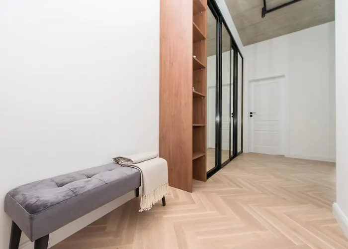 #stayhere - Elegant & Light 1bdr Old Town Apartament