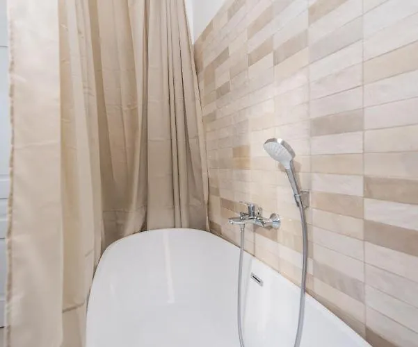 #stayhere - Elegant & Light 1bdr Old Town Apartment *