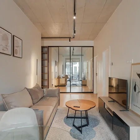 #stayhere - Elegant & Light 1bdr Old Town Apartman